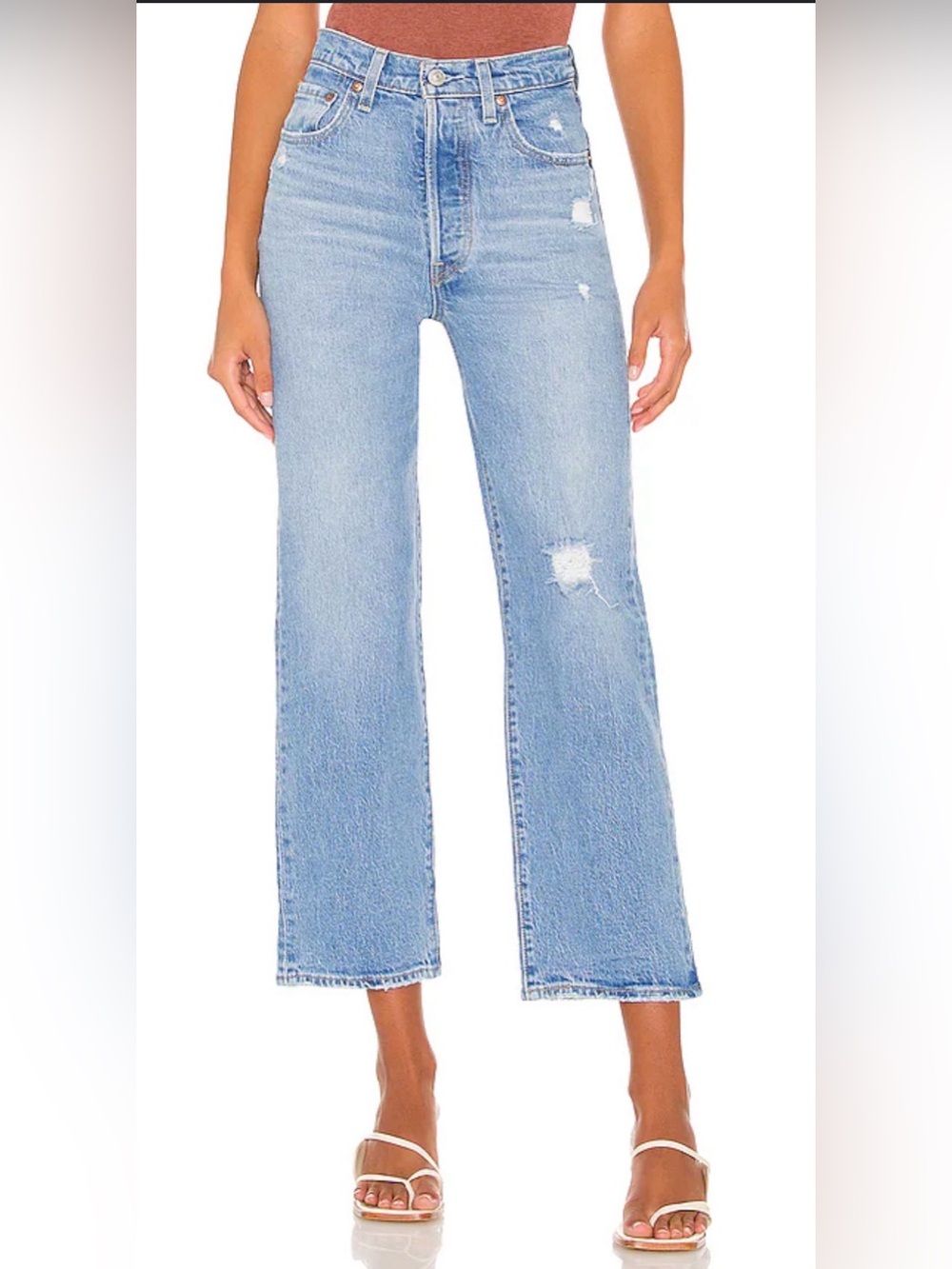 Levi’s Ribcage Straight Ankle
Jeans size 32
